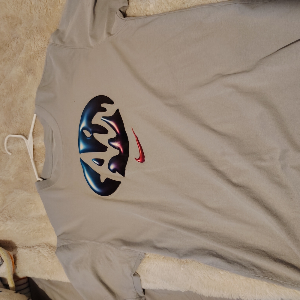 Nike Gray Short Sleeve Tee with Multicolor Logo